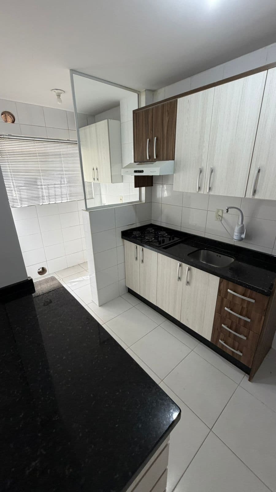 Apartamento de 2 Dormitórios no Bairrro Cordeiros em Itajaí SC