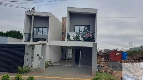 Sobrado Padrão no CIDADE ALTA