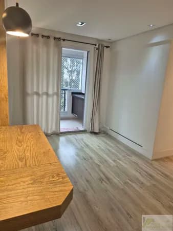 Apartamento em Vila Suzana, São Paulo/SP