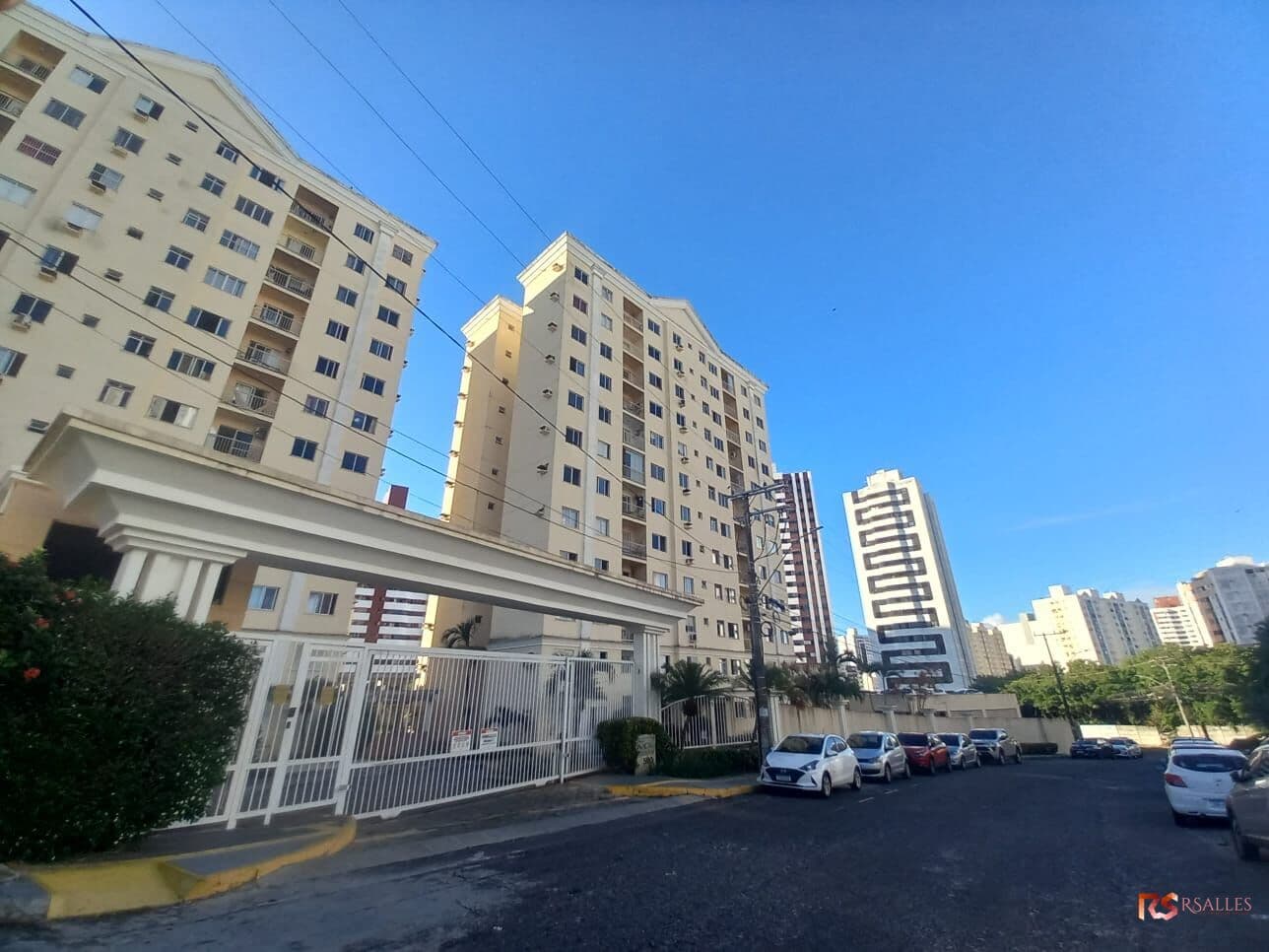 Apartamento 02 quartos mobiliado pra alugar no Bairro do Imbuí, Salvador, Ba.