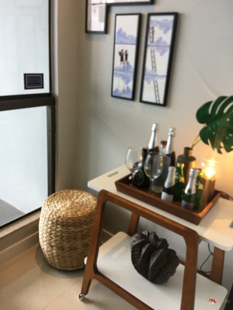 Apartamento Studio com varanda no Jardim dos Namorados , bairro Pituba, Salvador/Ba. HOUSE JARDIM DOS NAMORADOSS !!!
