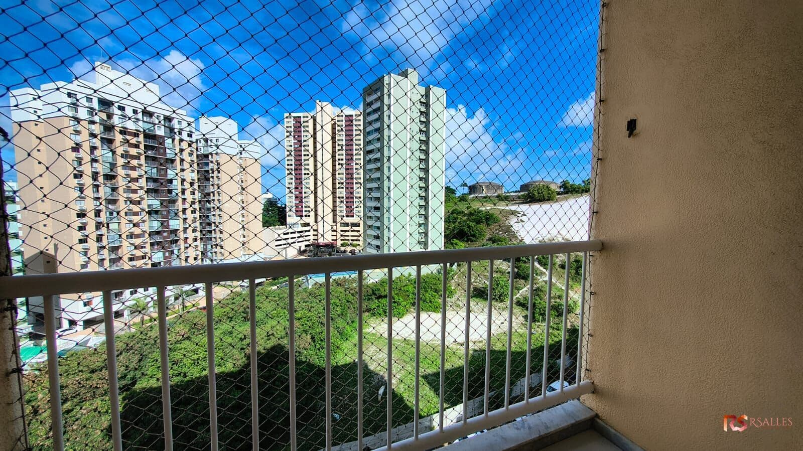 Apartamento 02 quartos pra alugar no Bairro do Imbuí, Salvador, Ba.