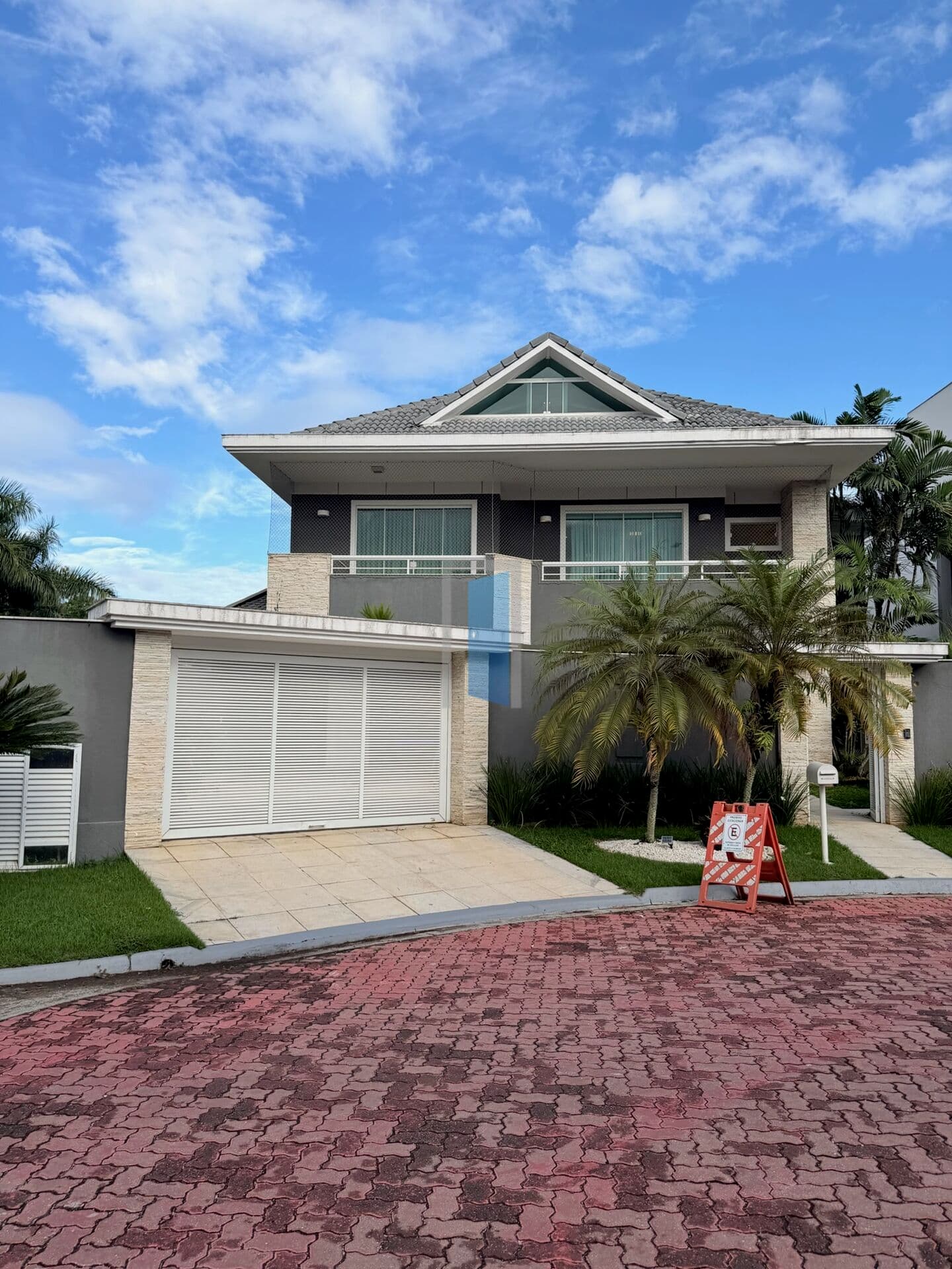 🏡 Casa Triplex de Alto Padrão no Del Lago | 5 Suítes e 560m² de Área Útil ✨🌴