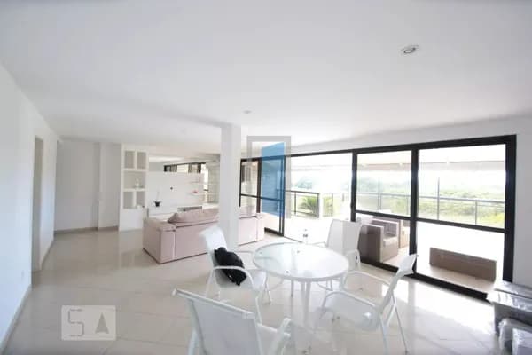 Apartamento em Rio de Janeiro - Recreio dos Bandeirantes