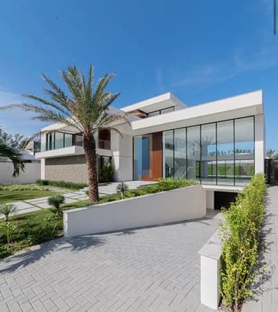 Cinematográfica Casa Triplex no Condomínio Malibu