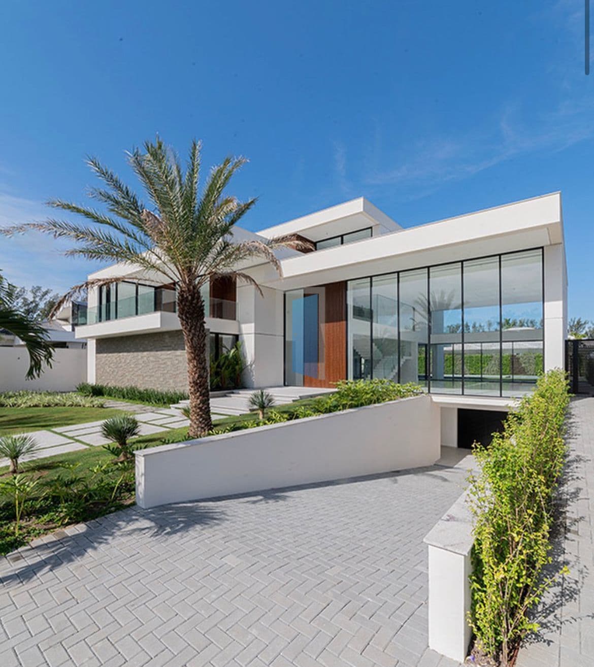 Cinematográfica Casa Triplex no Condomínio Malibu