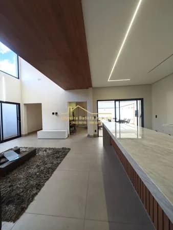 LINDÍSSIMO SOBRADO ALTO PADRÃO NO DAMHA