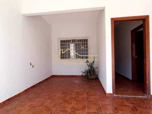 Excelente imóvel bem localizado no Centro (Residencial ou Comercial)