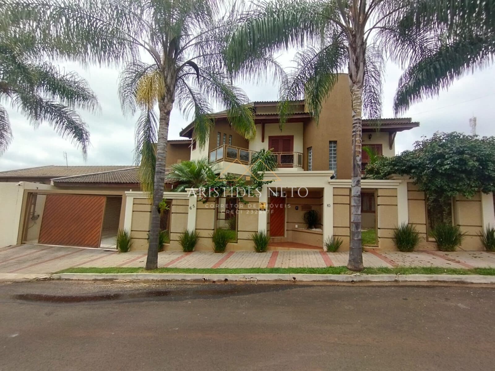 Casa Alto Padrão no bairro Vila Rica, Itaí/SP
