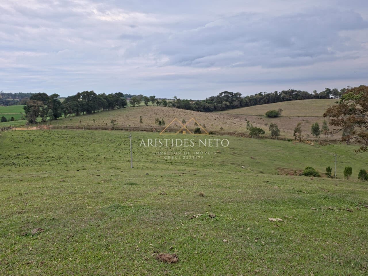 Excelente Sítio à venda na região de Botucatu SP