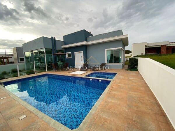 Casa alto padrão loteamento na represa