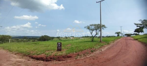 Terreno em Loteamento no Riviera de Santa Cristina II, Itaí/SP