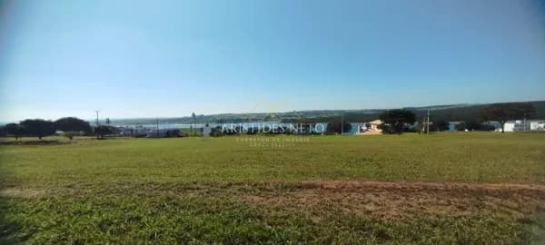 Terreno em Loteamento no Riviera de Santa Cristina II, Itaí/SP