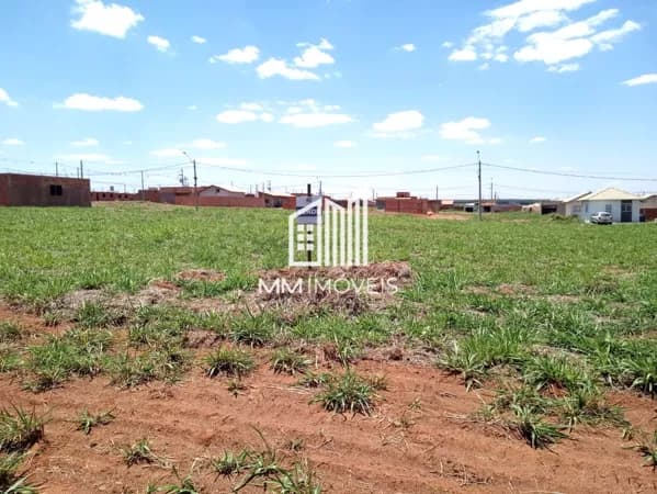 Lote/Terreno em Colina - Jardim Tropical