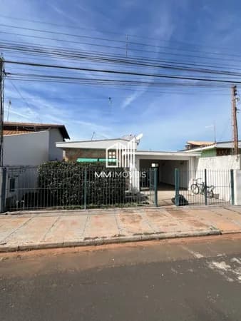 Casa no jardim Paraíso