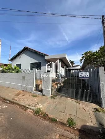 Casa em ótima localização