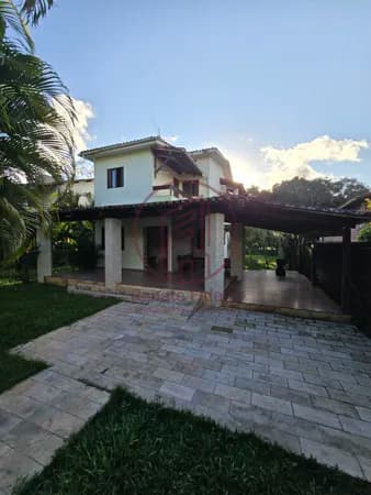 Casa em Aldeia com 3 quartos + dependência e escritório