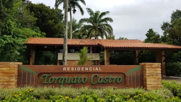 Terreno à venda no Condomínio Torquato Castro em Aldeia