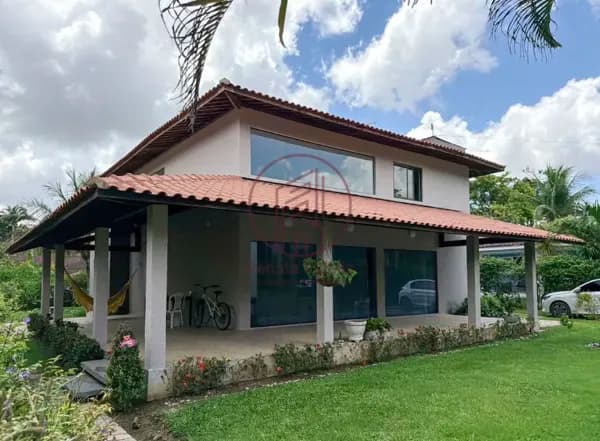 Casa à venda em Condomínio com 4 Suítes | Condomínio com lazer