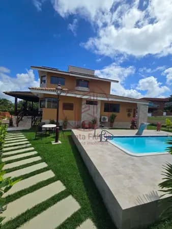 Casa à venda em Aldeia com 3 suítes e área gourmet ampla