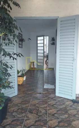 Casa em Taubaté - Vila Nossa Senhora das Graças