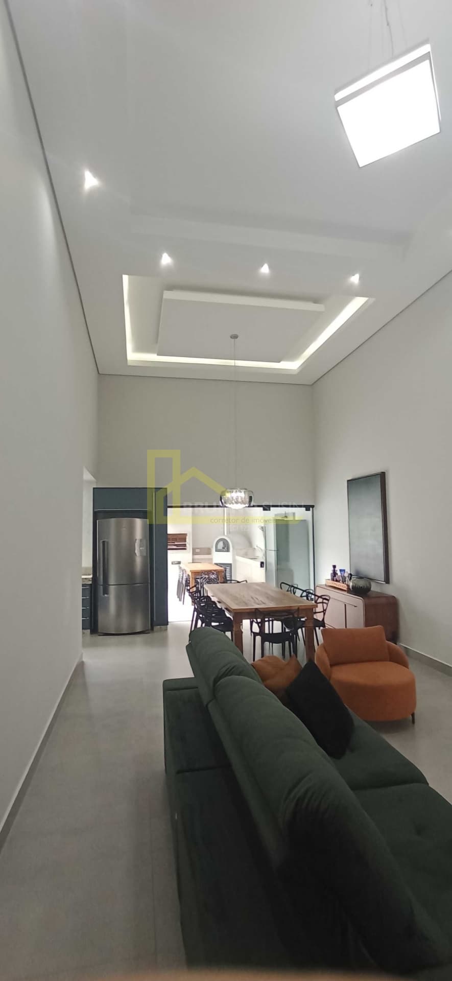 Casa em condomínio com mobília