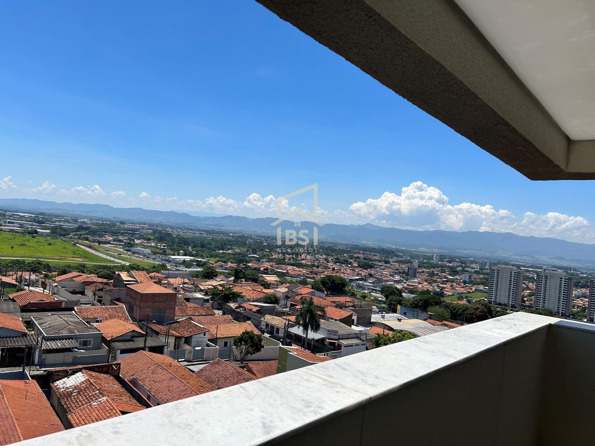 🏡 Apartamento com Varanda Gourmet e Vista Privilegiada 03 dorm -86 m2-02 vagas cobertas