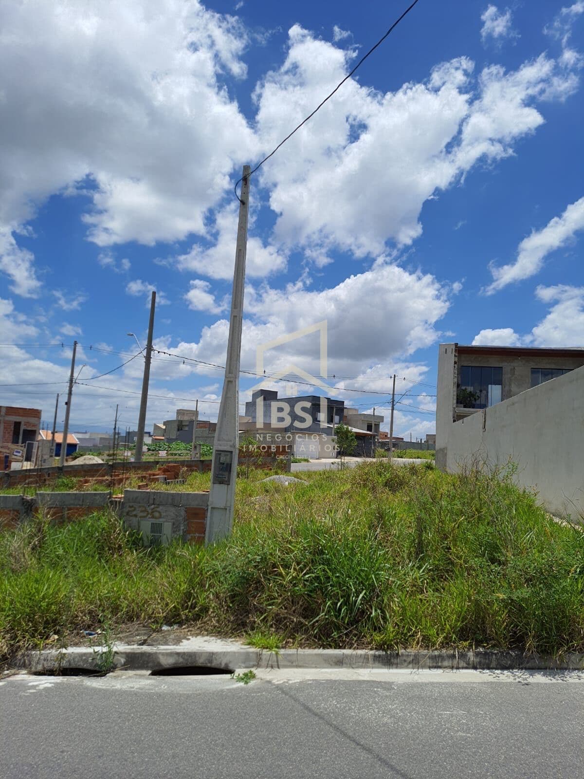 Lote/Terreno em Taubaté - Areão