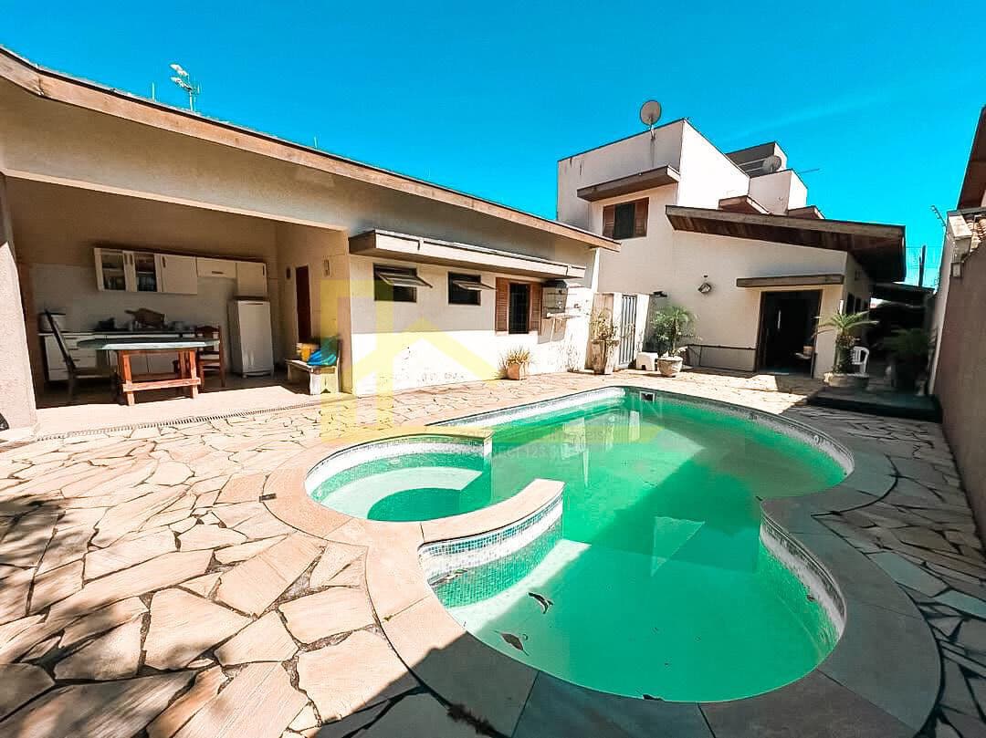 Casa em Taubaté - Jardim São Benedito