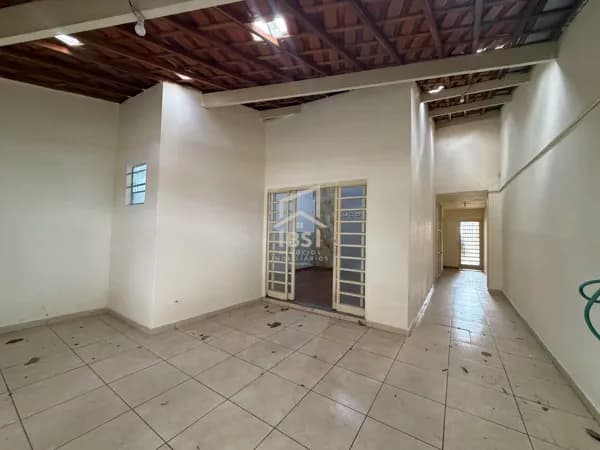 Casa em Taubaté - Jardim Ana Emilia