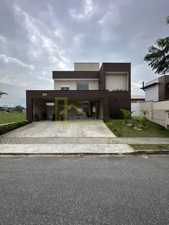 Sobrado Alto Padrão 4 suítes