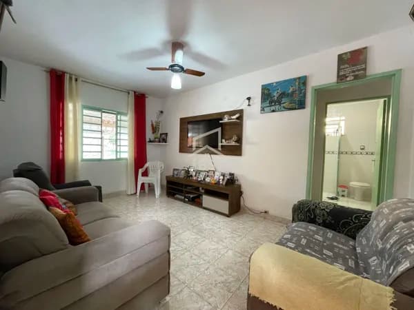 🏡 Casa à venda em TERRENO INTEIRO de 300m² no bairro Terra Nova – R$ 350.000,00