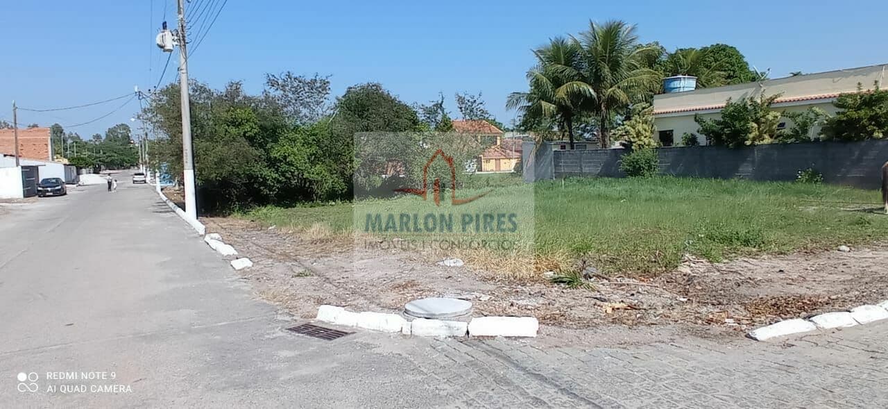 Terreno de esquina à venda em Quissamã, no bairro Sítio Quissamã 1