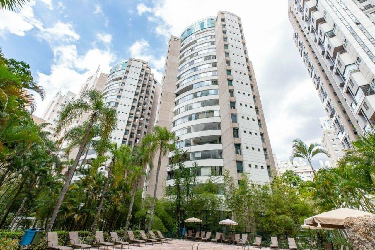 Cobertura 202m², 4 quartos, 3 Suítes, 5 Banheiros, 4 Vagas, Moema-São Paulo, Zona Sul.