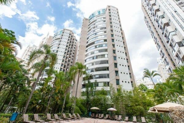 Cobertura 202m², 4 quartos, 3 Suítes, 5 Banheiros, 4 Vagas, Moema-São Paulo, Zona Sul.