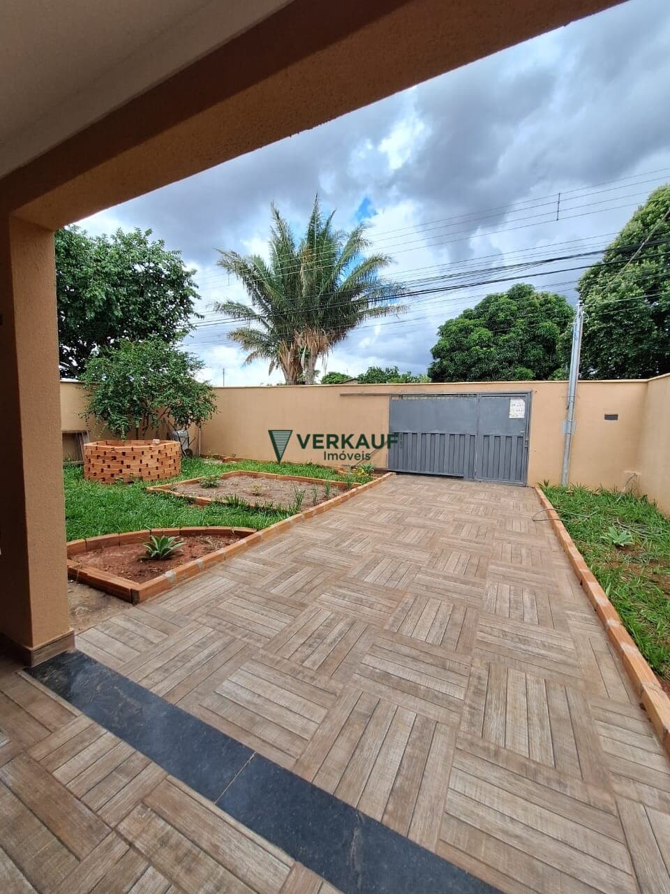 Casa Alto Padrão em Setor Garavelo, Goiânia/GO