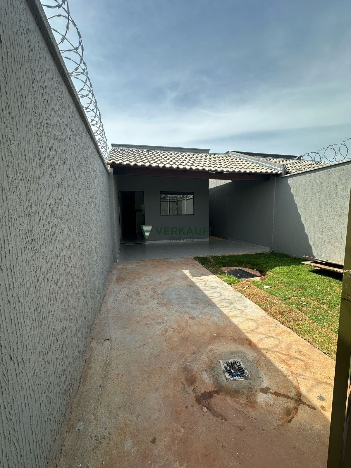 Casa Padrão 02 quartos Res Buena vista - goiãnia/Go