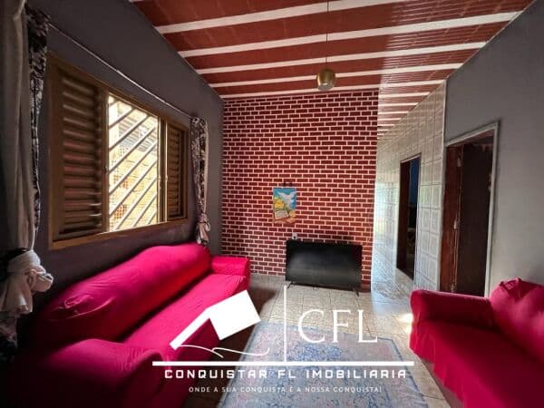 Casa à venda com 2 quartos - Excelente oportunidade!