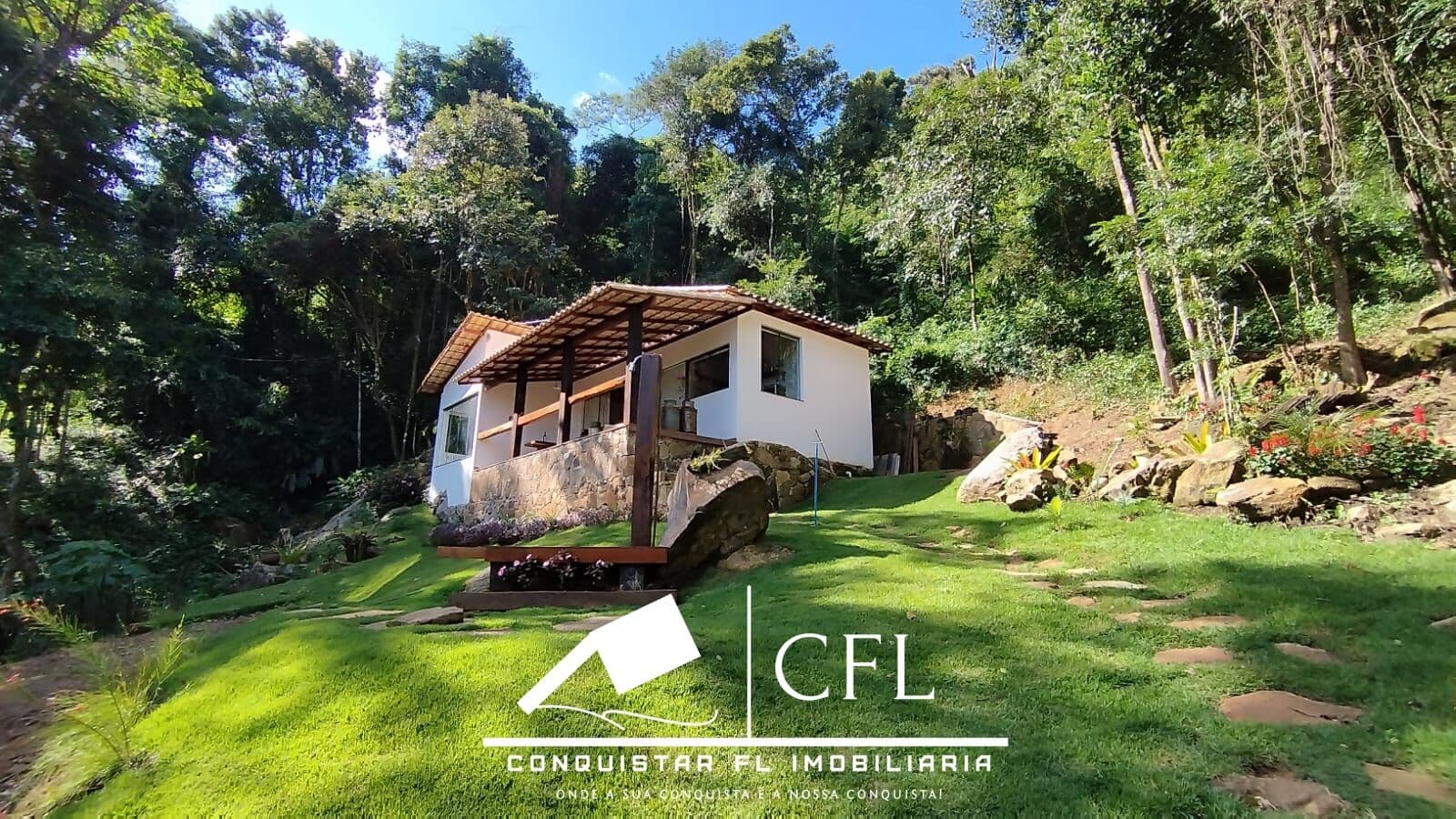Encante-se com essa chácara deslumbrante em meio à natureza - Conheça agora! Aranha/MG