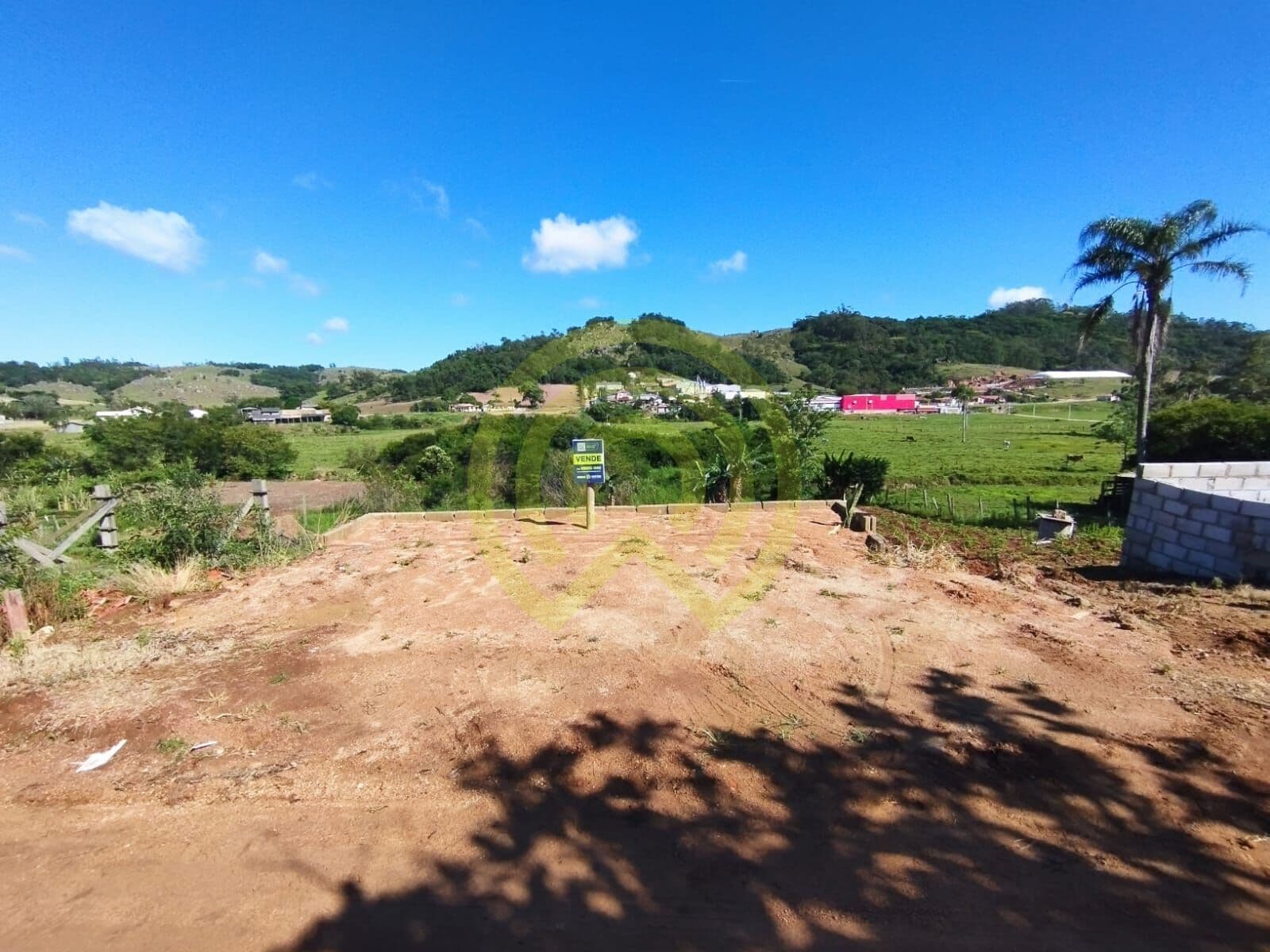 Lote/Terreno em Sangão - Centro