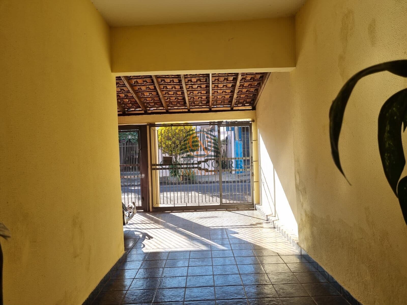Casa em Araraquara - Jardim Maria Luiza