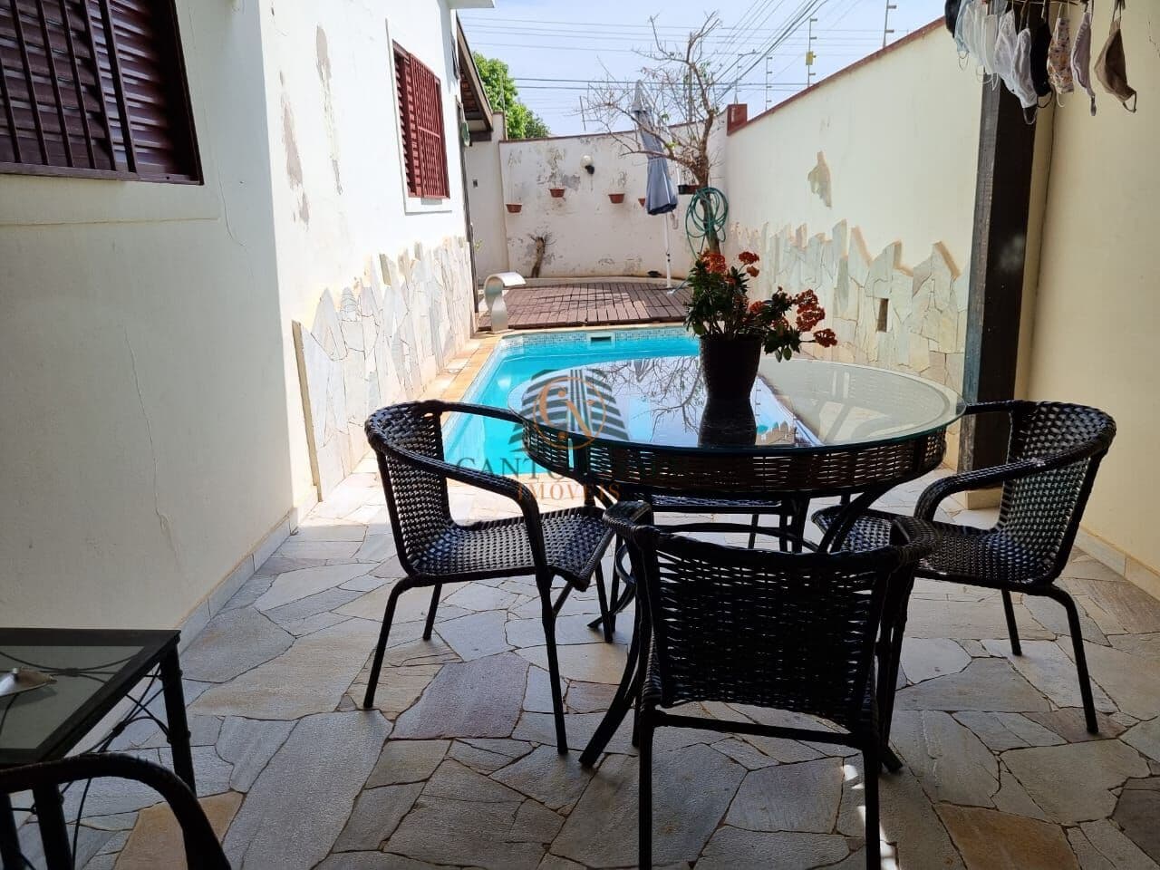 Casa em Araraquara - Jardim Eliana