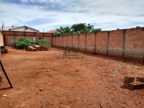 Terreno Terreno em Jardim Pinheiros (Vila Xavier), Araraquara/SP