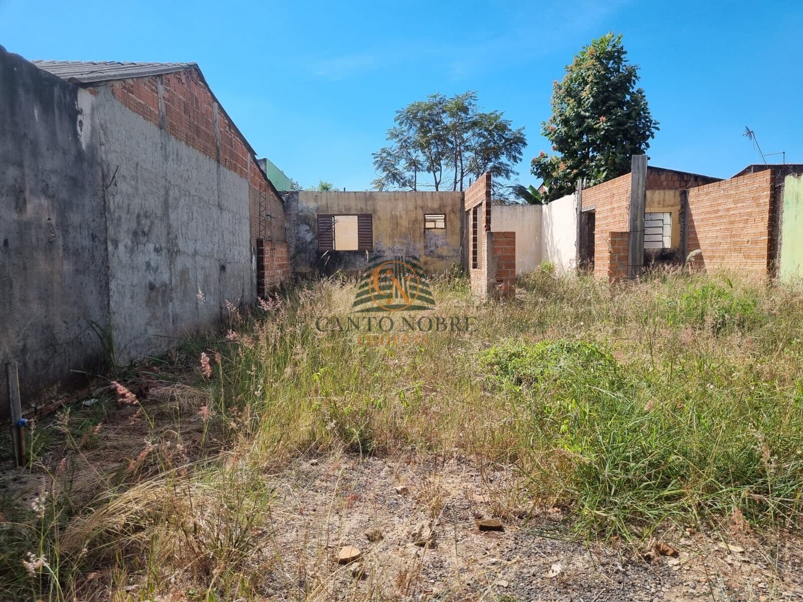 Lote/Terreno em Araraquara - Doutor Tancredo de Almeida Neves