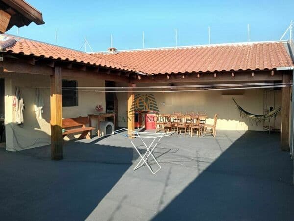 Casa em Araraquara - Centro