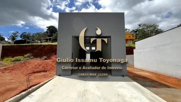 Galpão / Salão Comercial a venda em Toledo/MG