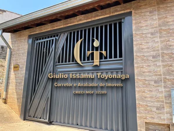 Casa à venda em Toledo/MG