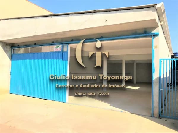 Galpão / Salão Comercial para LOCAÇÃO em Toledo - MG