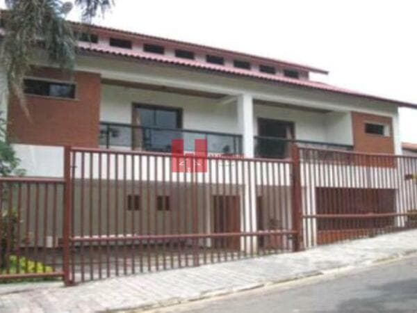 Casa em Arujá - Arujazinho I