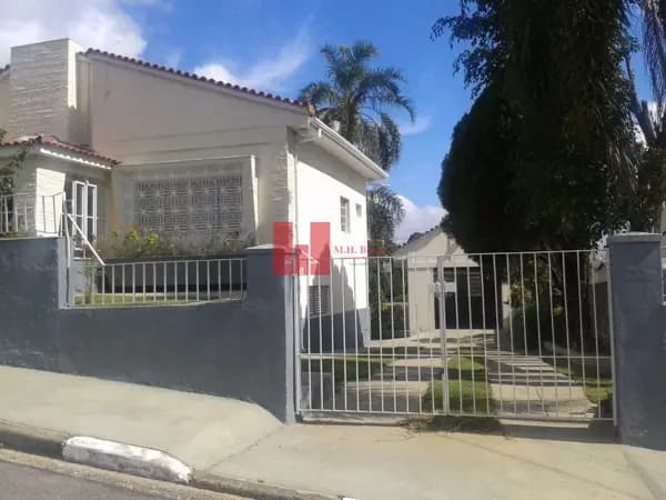 Casa em Arujá - Arujazinho I